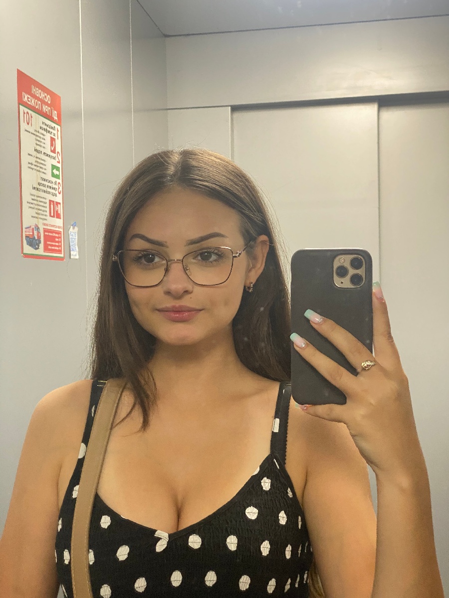 Sexy model Stacy in Sao Jose do Rio Preto